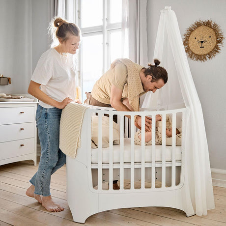 Leander Classic Baby Cot in White 