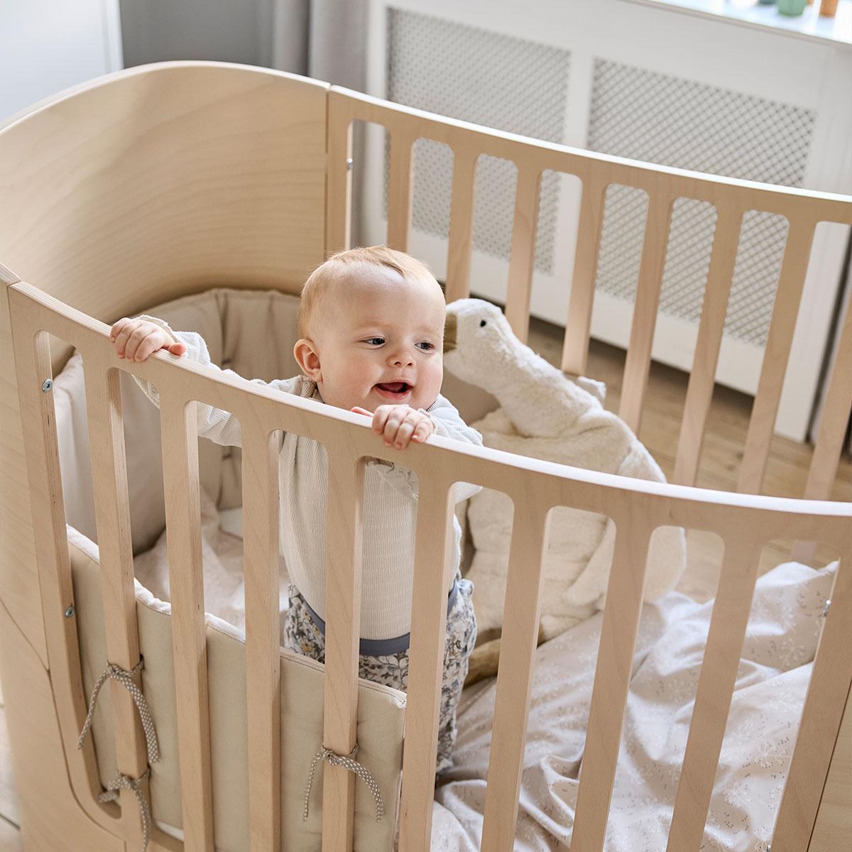 Leander Classic Baby Cot - Junior Bed in Whitewash 