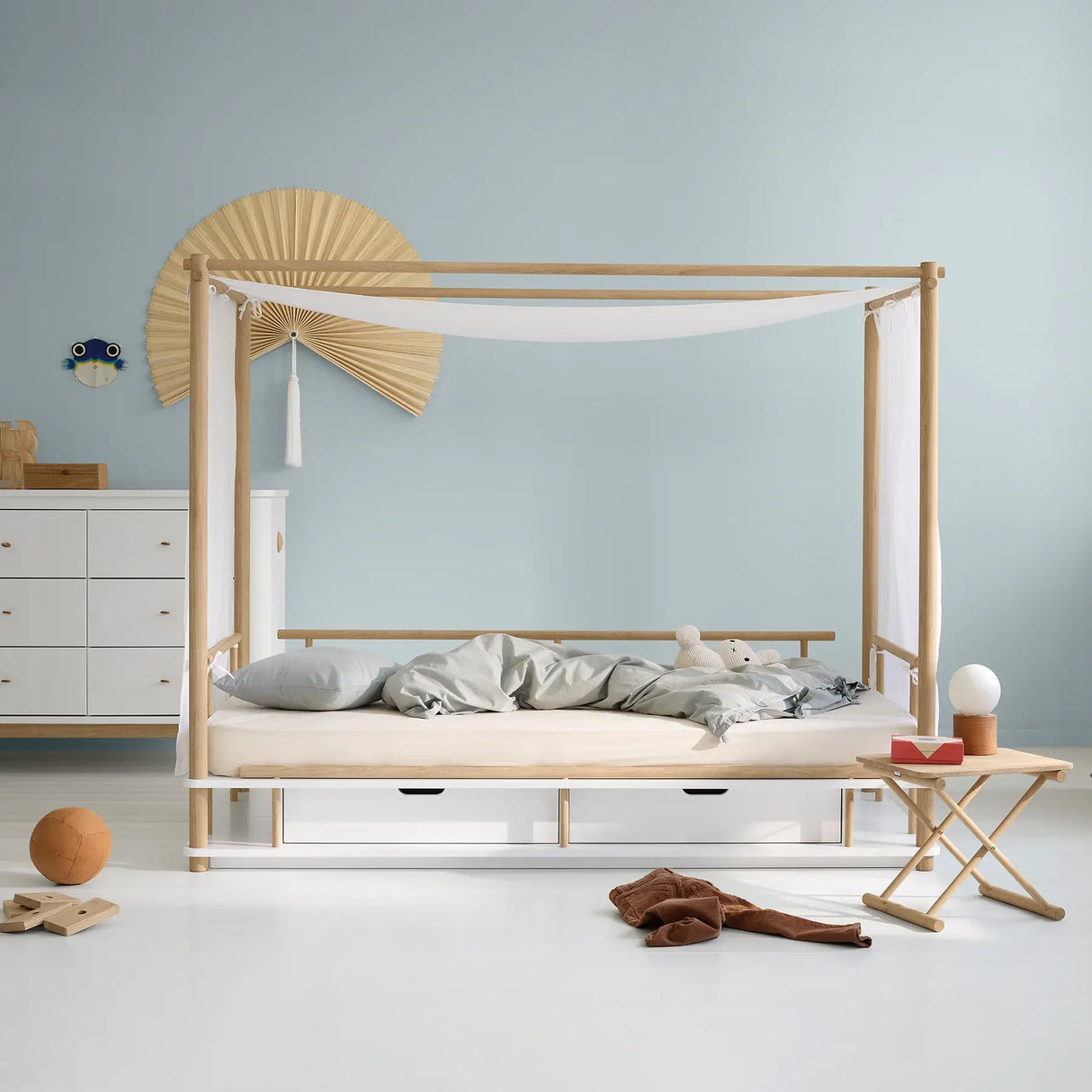 Oliver Furniture Camp Canopy Bed in White/Oak