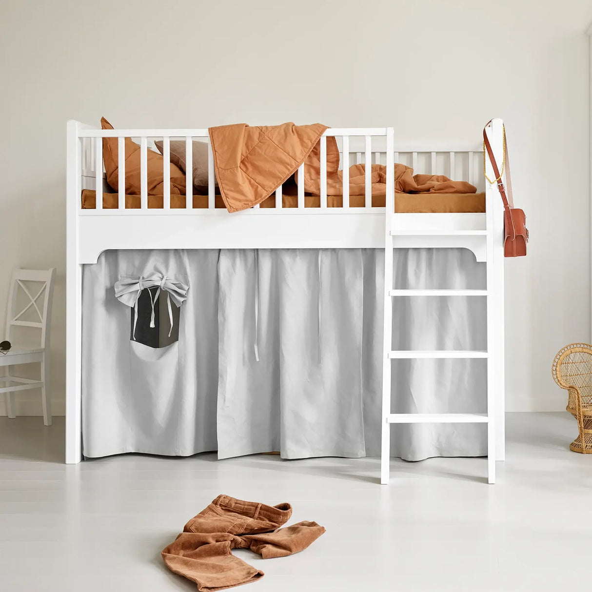 Oliver Furniture Seaside Classic Junior Low Loft Bed