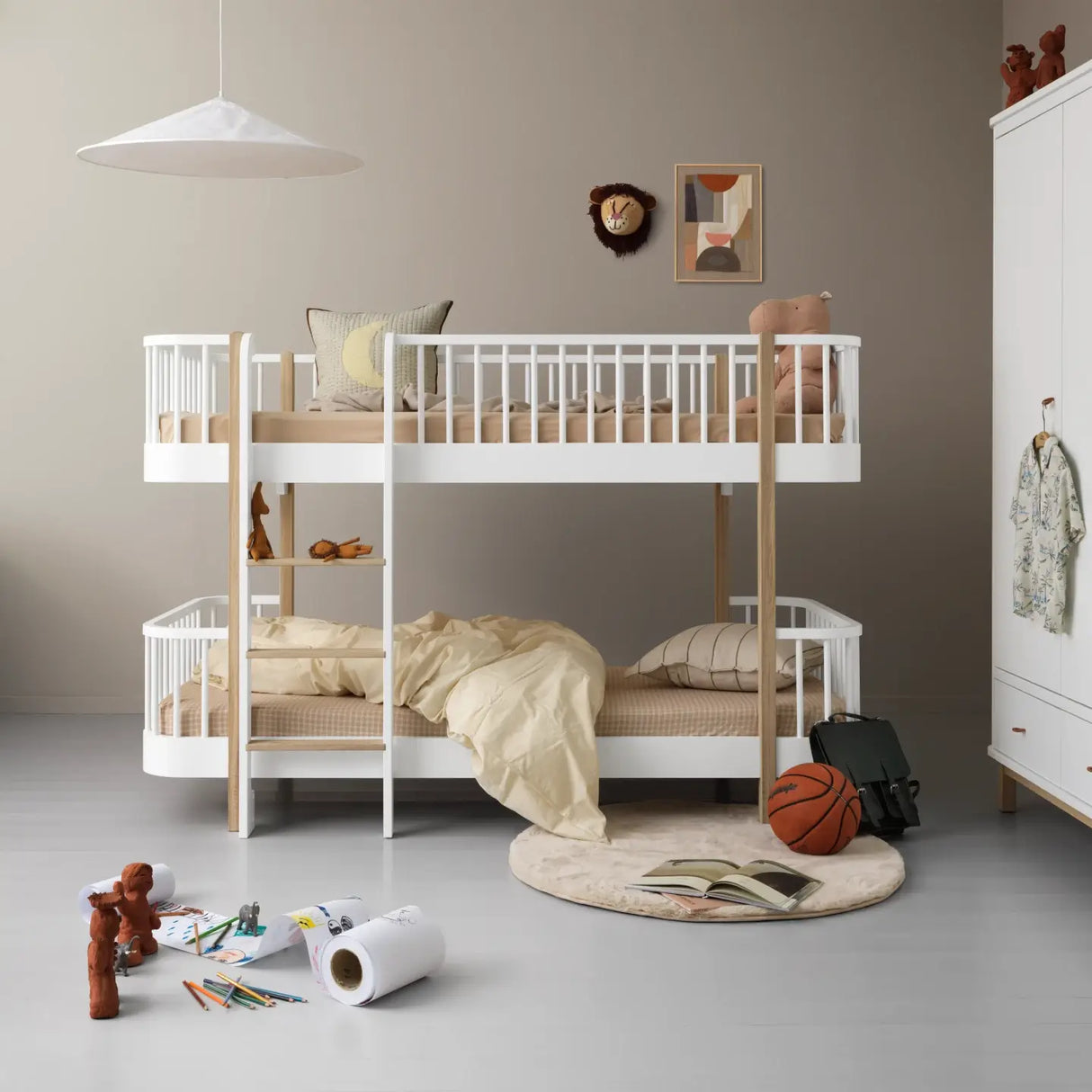 Oliver Furniture Wood Original Low Bunk Bed in White/Oak