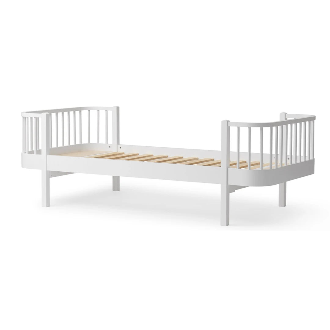 Oliver Furniture Wood Original Bed in White