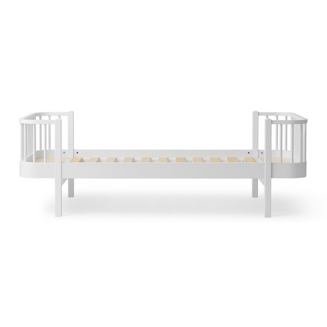 Oliver Furniture Wood Original Bed in White