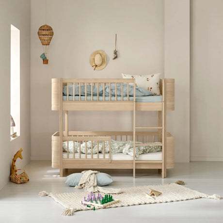 Oliver Furniture Wood Mini+ Low Bunk Bed in Oak