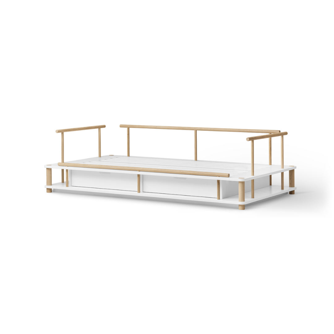 Oliver Furniture Camp Day Bed in White/Oak